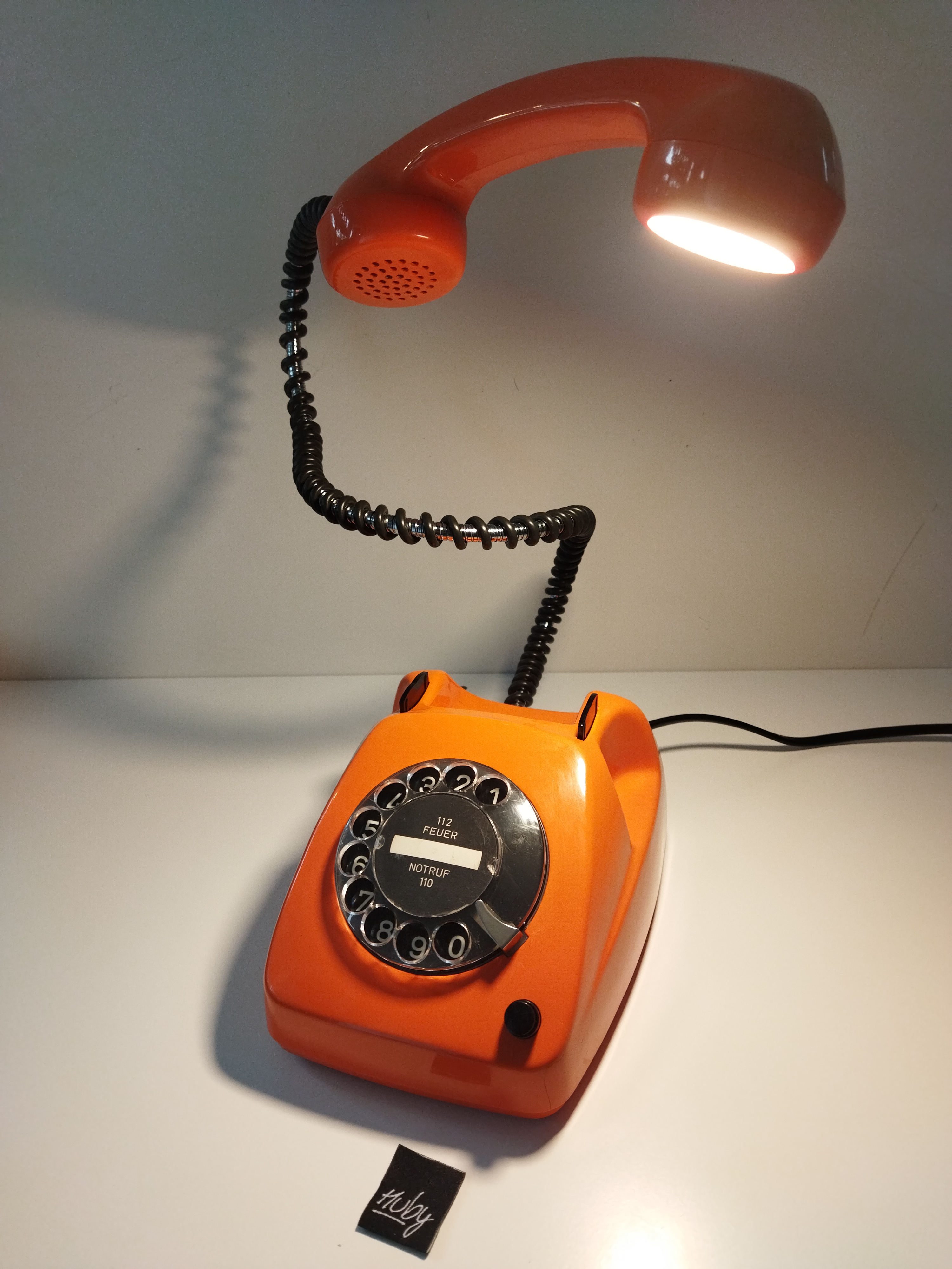 Die Telefon-Leuchte Model: FeTAp 612-2 von 1972